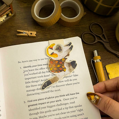 Cozy Cat Magnetic Bookmark MB015