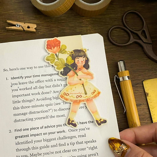 Spring Flower Maica Magnetic Bookmark MB011