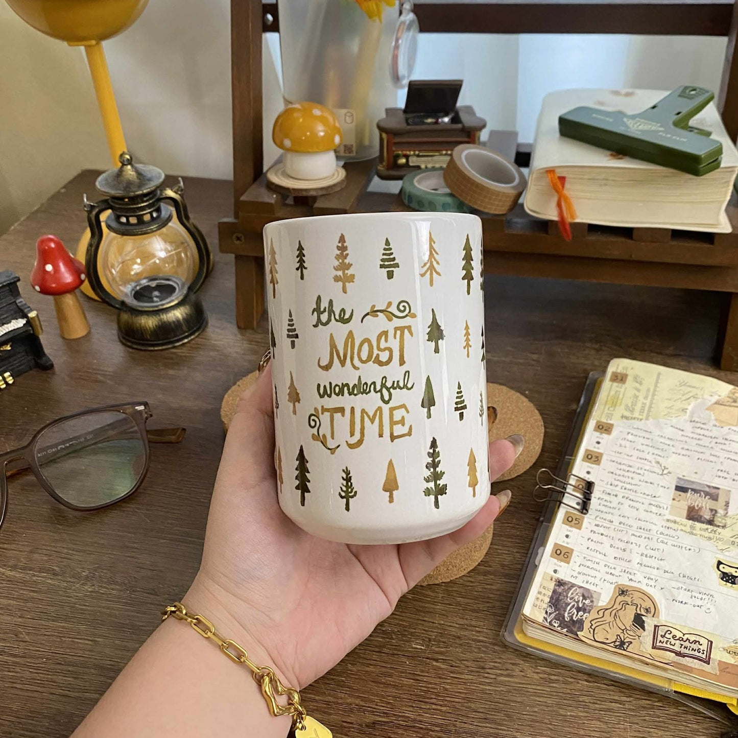 Wonderful Time Massy Mug MMS007