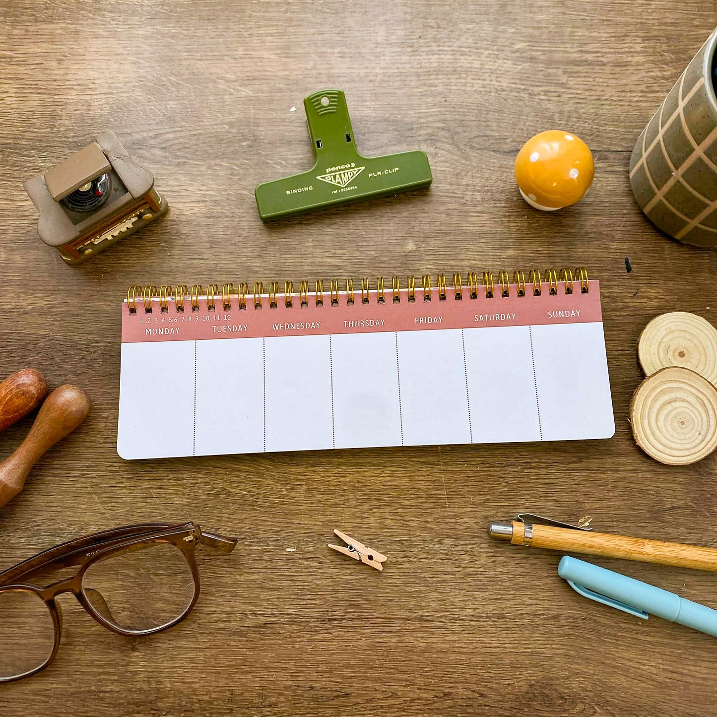 Spring Floral Desk Weekly Schedule Book, Cozy Desk Weekly Schedule Book DW006